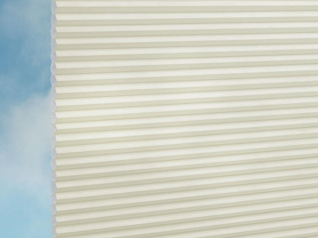 DUETTE® Classic (0.7611) Creme.